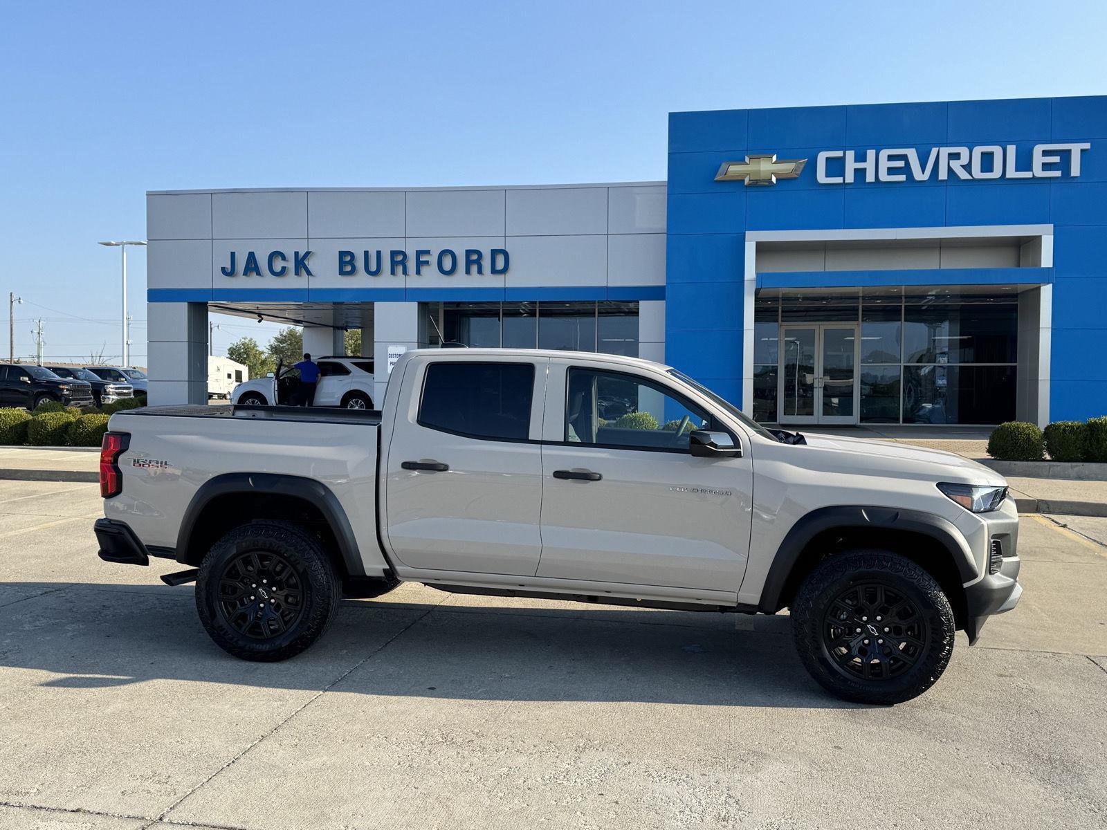 2026 Chevrolet Colorado Trail Boss photo 4