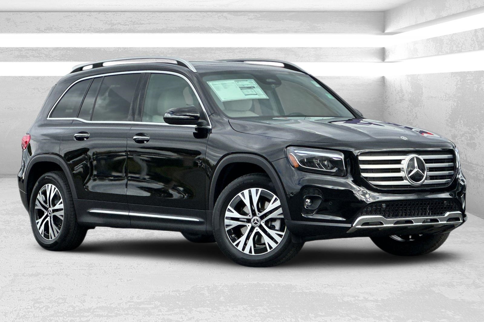 2026 Mercedes-Benz GLB GLB 250's photo