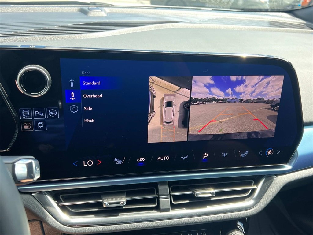2025 Chevrolet Equinox EV 1LT photo 15