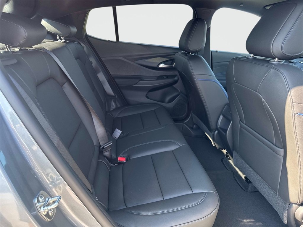 2025 Buick Envista ST photo 19