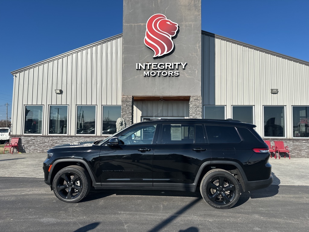 2023 Jeep Grand Cherokee L Altitude's photo