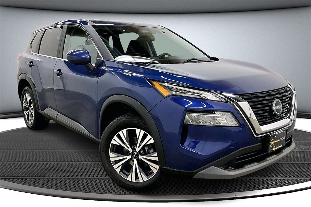 2023 Nissan Rogue SV's photo