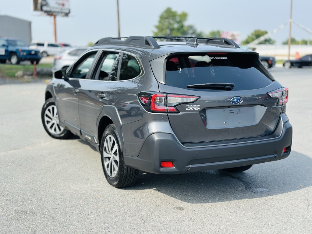 2023 Subaru Outback Premium photo 4