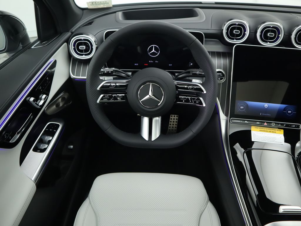 2026 Mercedes Benz GLC 300 photo 8