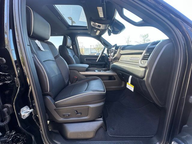 2025 Ram 2500 Laramie photo 30
