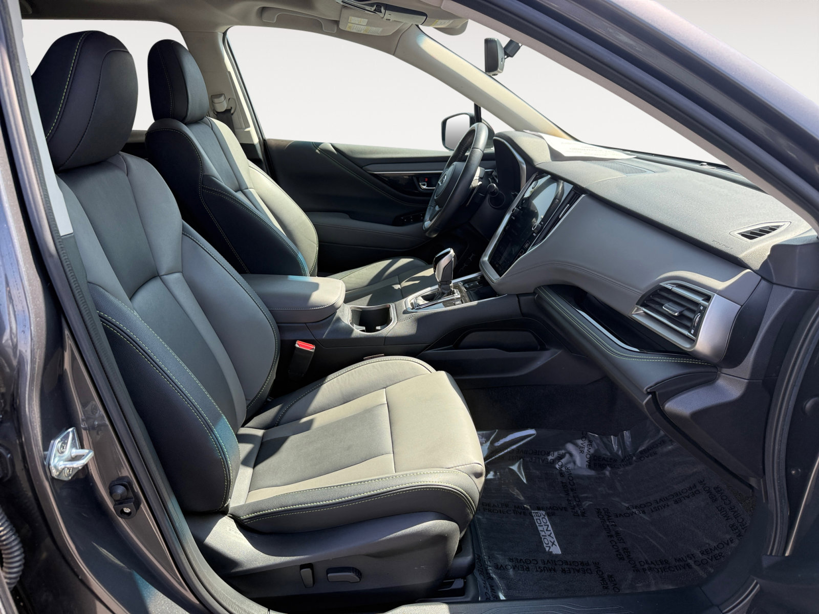 2021 Subaru Outback Onyx Edition XT photo 17