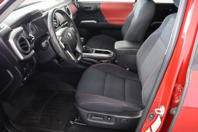 2021 Toyota Tacoma SR5 photo 15