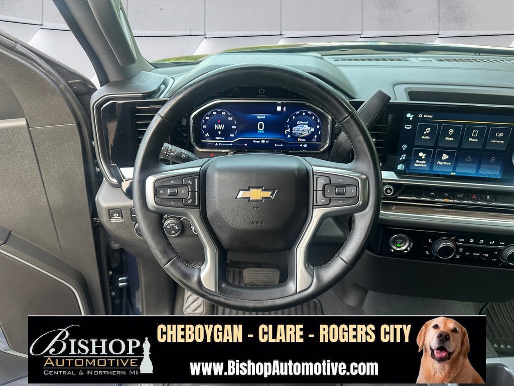 2023 Chevrolet Silverado 1500 LT photo 17