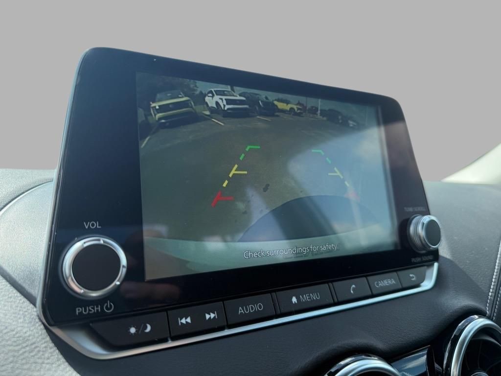 2025 Nissan Sentra SV photo 6