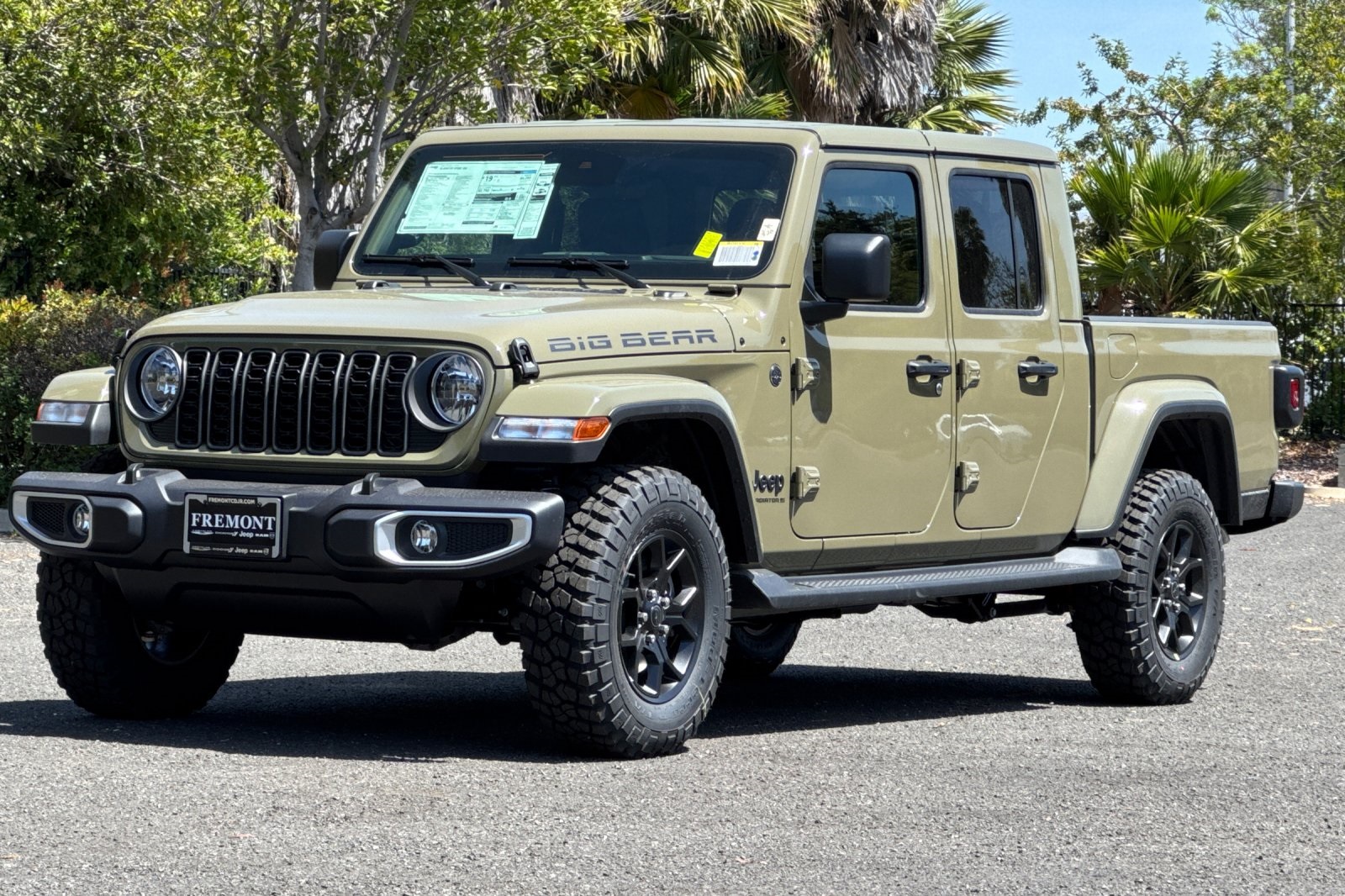 2025 Jeep Gladiator Sport photo 7