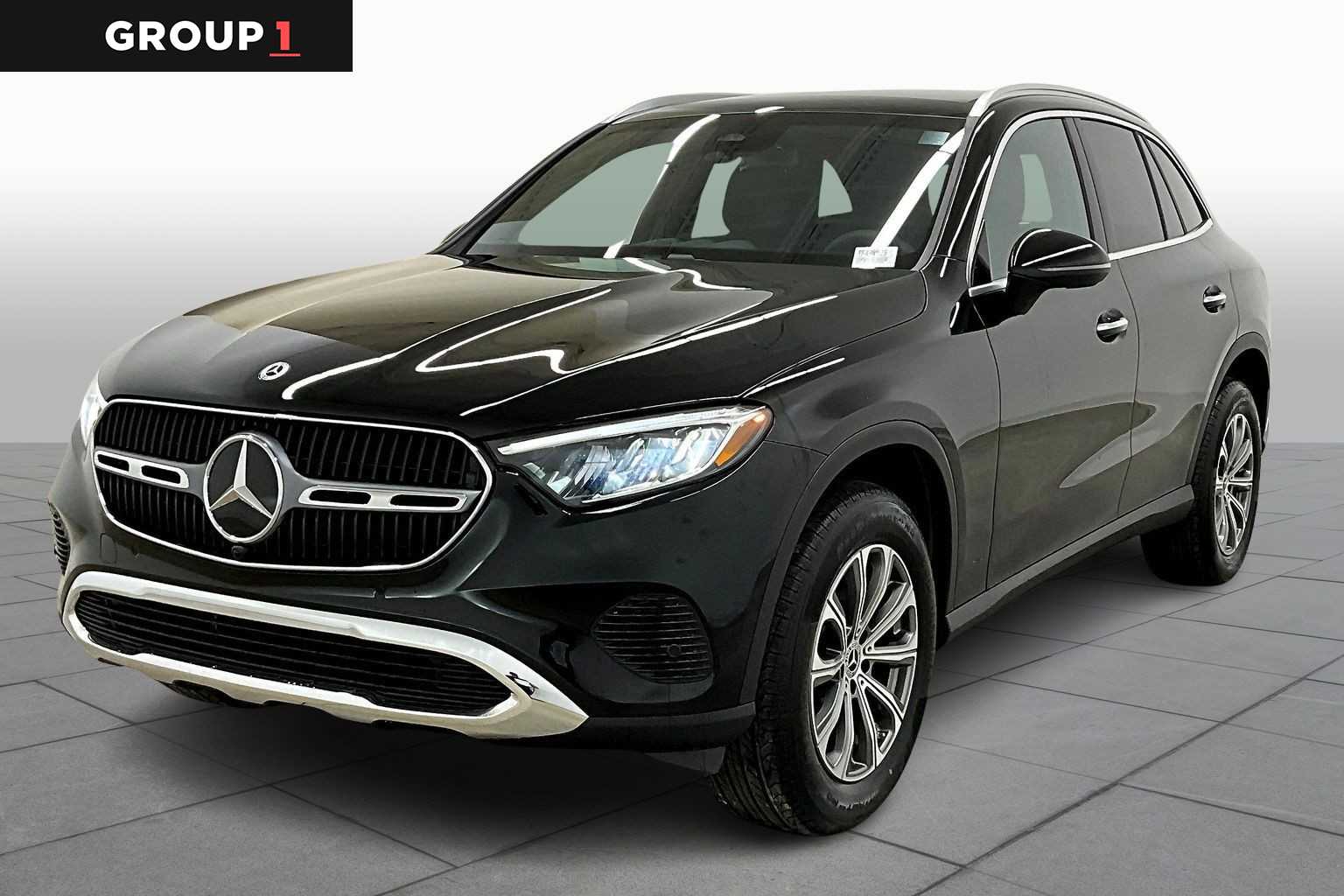 2026 Mercedes-Benz GLC Base's photo