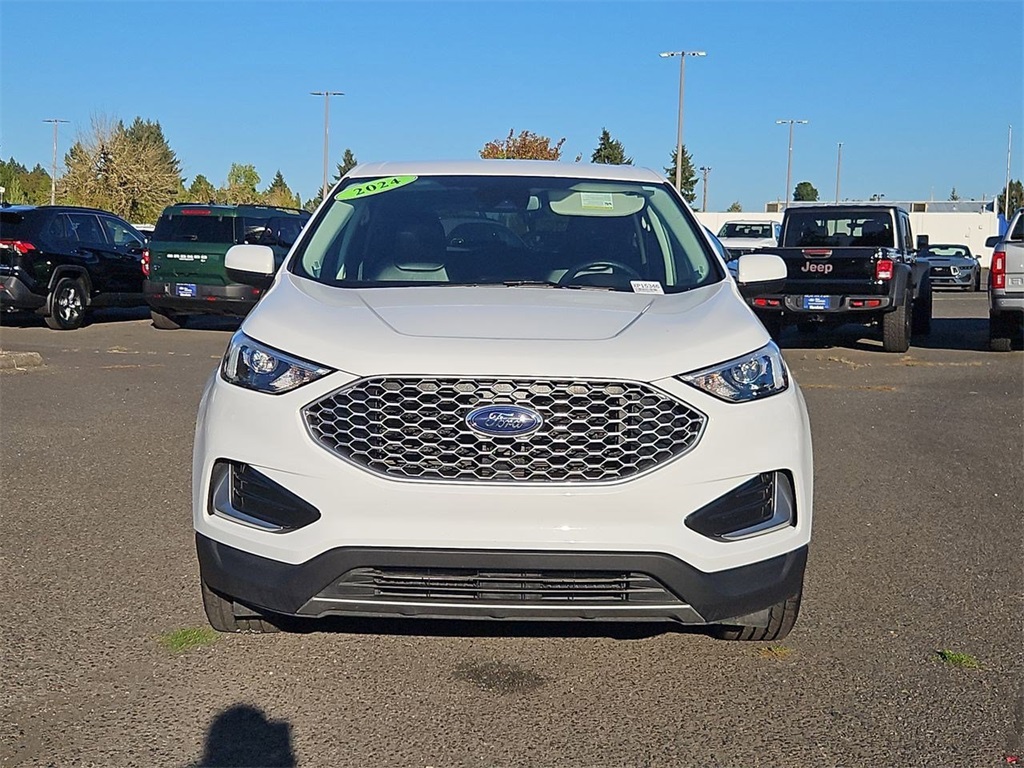 2024 Ford Edge SEL photo 7