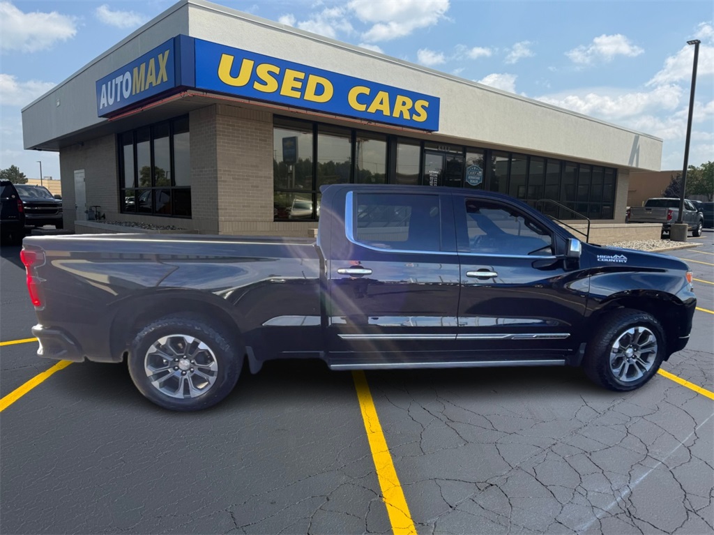 2022 Chevrolet Silverado 1500 High Country photo 2