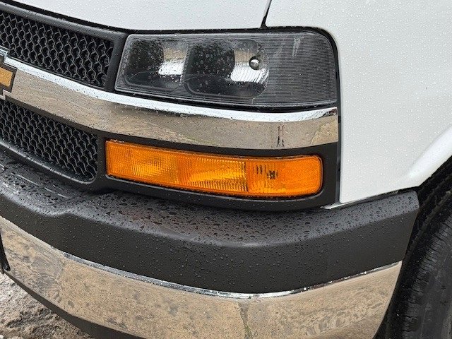 2025 Chevrolet Express Cargo 2500 photo 8