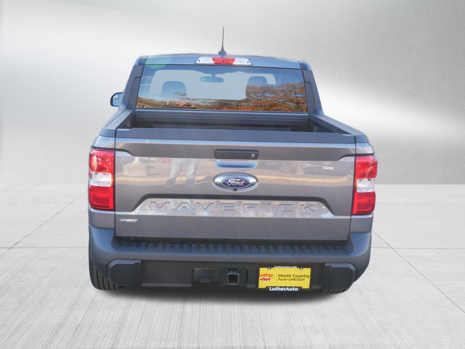 2024 Ford Maverick XLT photo 2