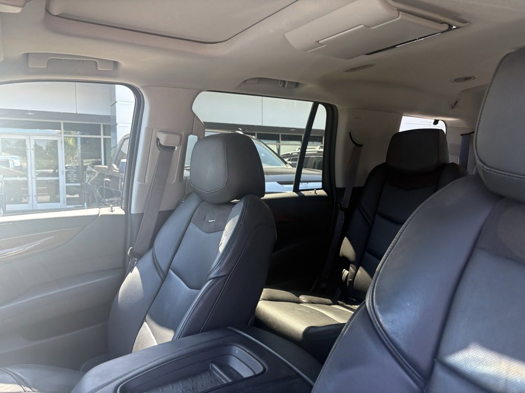 2015 Cadillac Escalade Premium photo 16