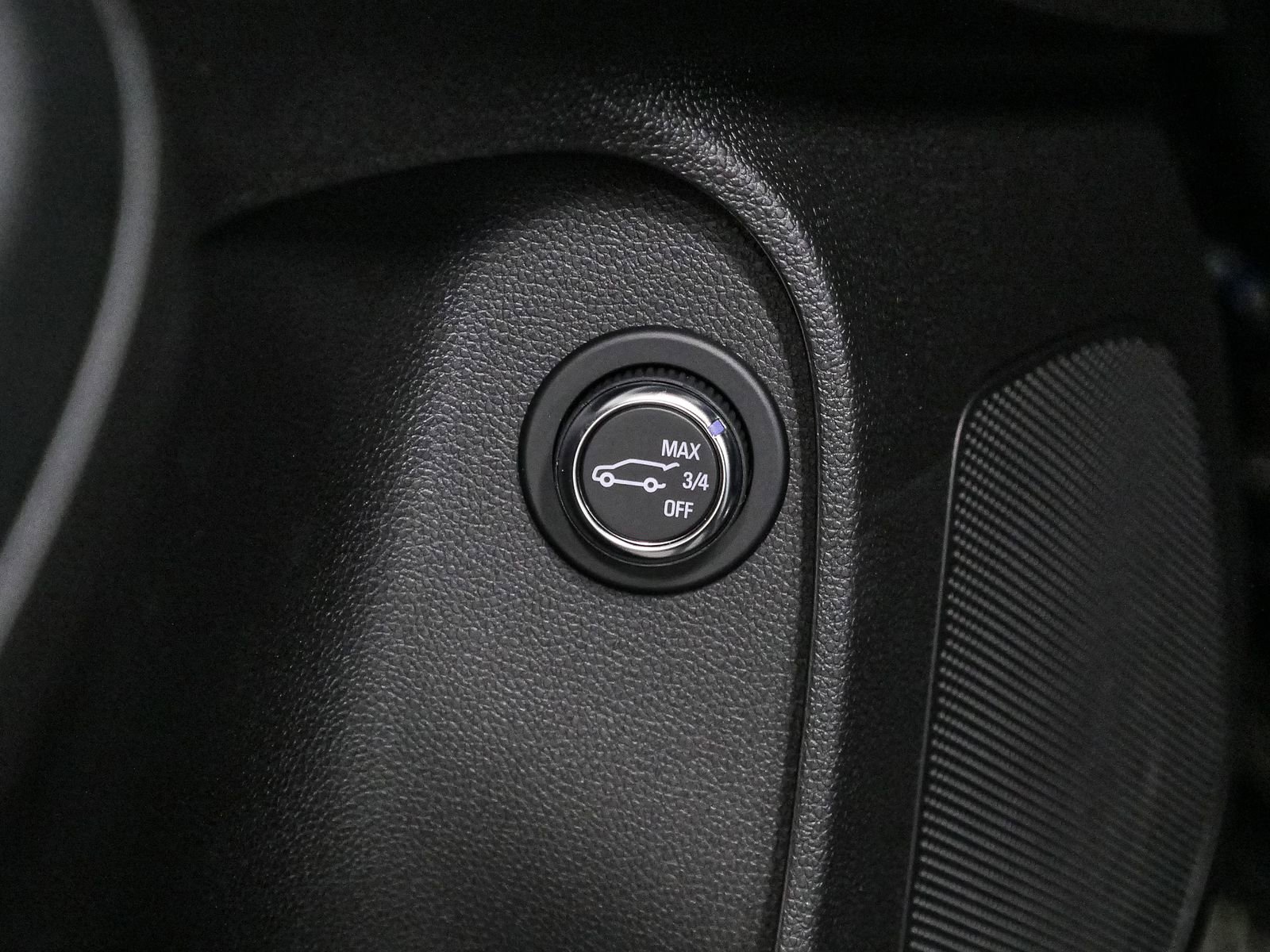 2025 Buick Envista ST photo 17