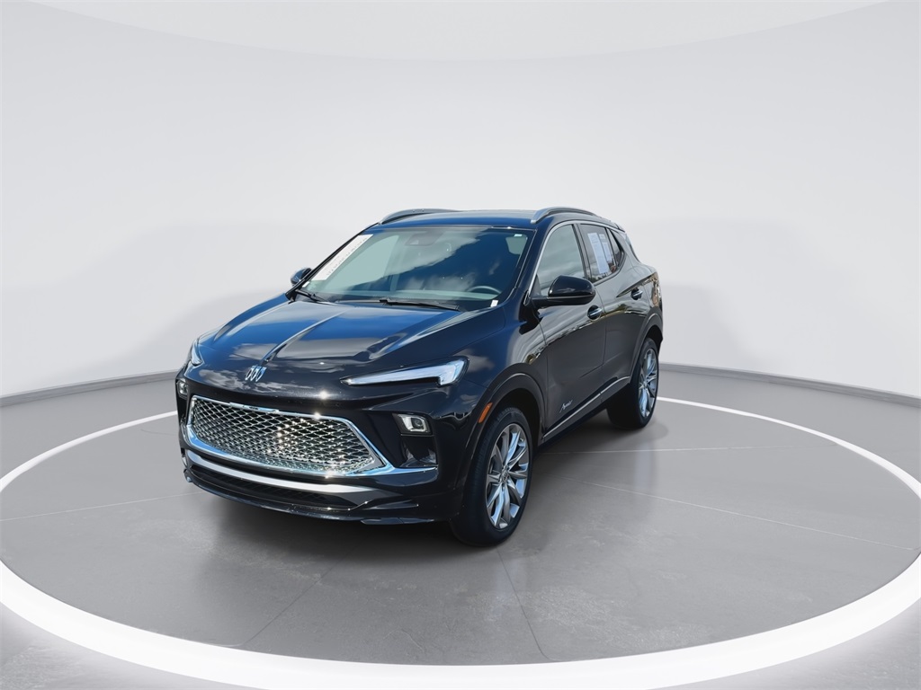 2025 Buick Encore GX Avenir photo 4