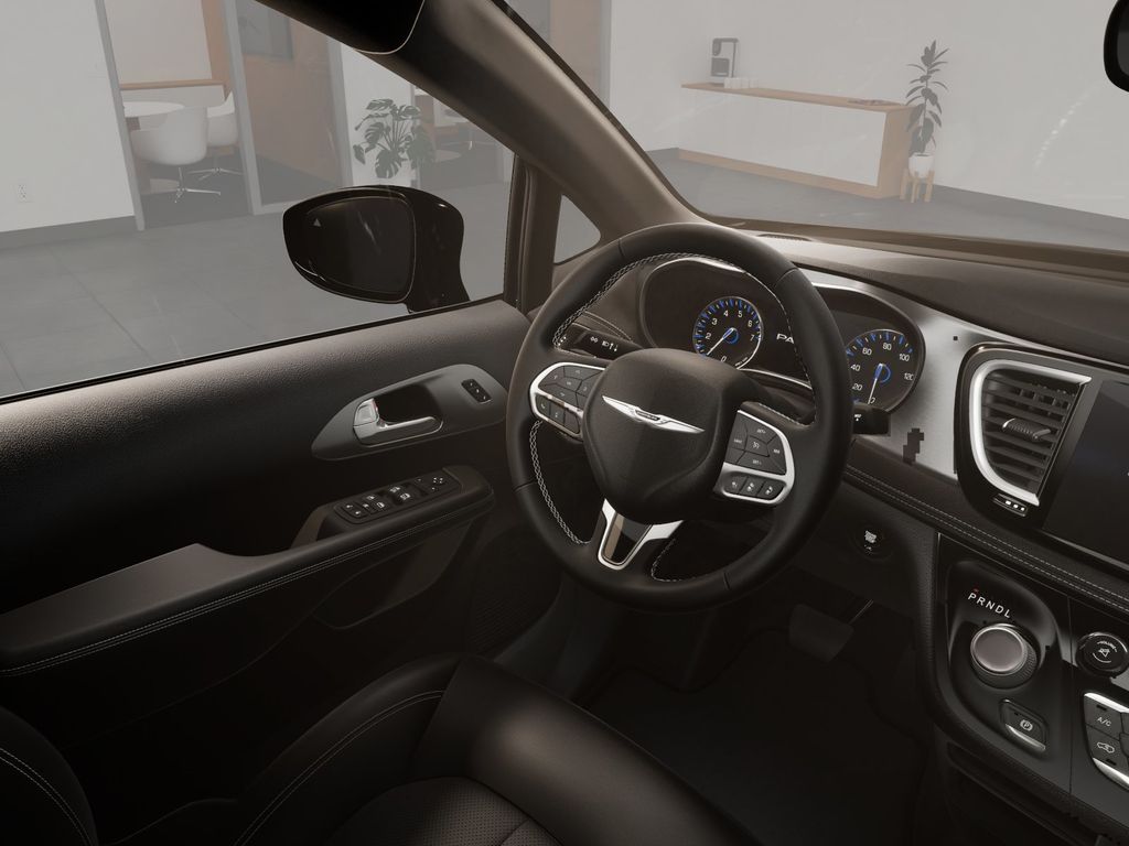 2026 Chrysler Pacifica photo 18