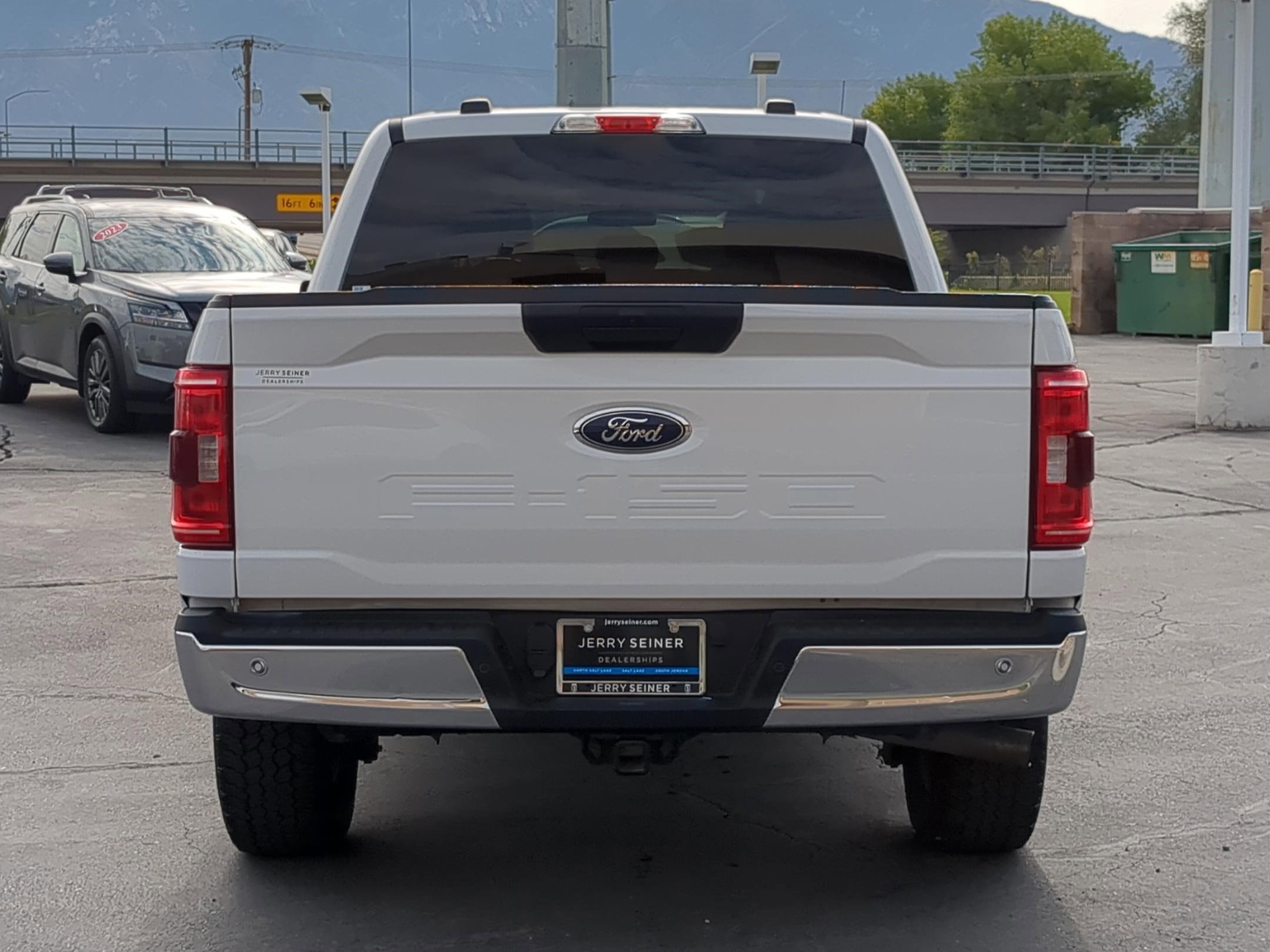 2021 Ford F-150 XLT photo 4