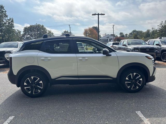 2026 Nissan Kicks SV photo 4