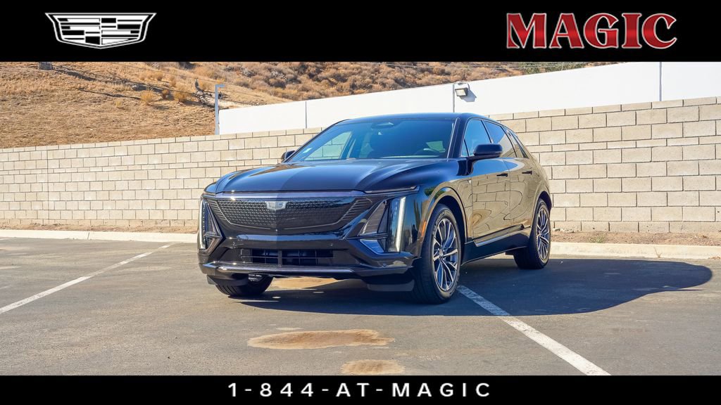 2026 Cadillac LYRIQ Sport's photo