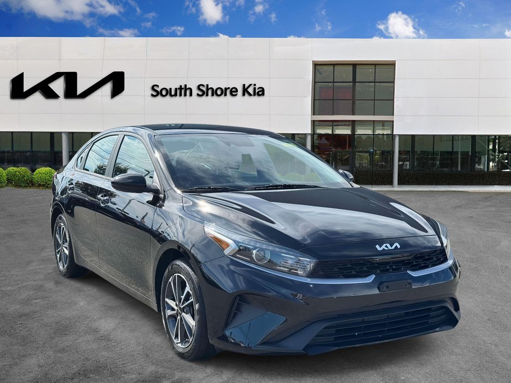 2022 Kia FORTE LXS