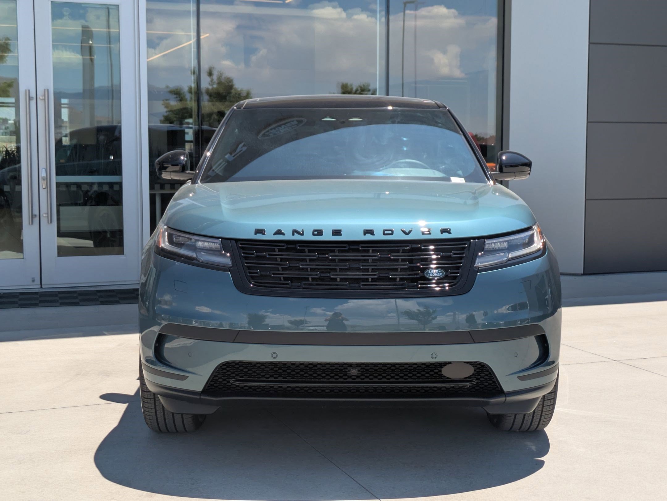 2026 Land Rover Range Rover Velar S photo 2