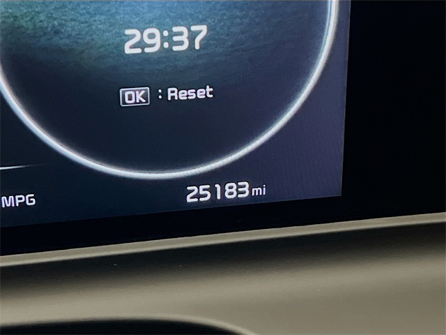 2024 Kia Seltos SX photo 12