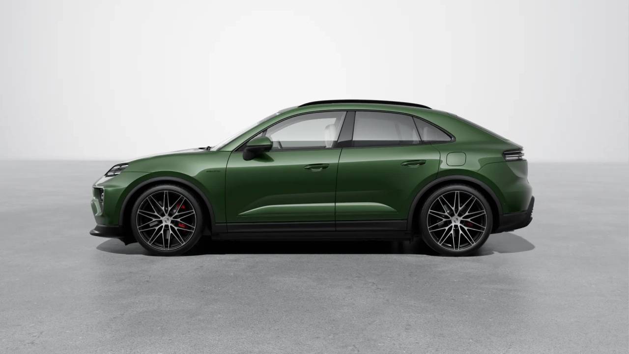 2025 Porsche Macan Electric photo 2