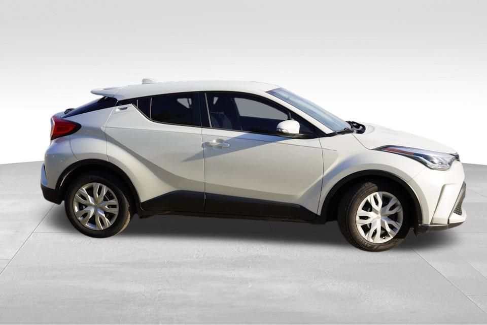 2020 Toyota C-HR photo 2