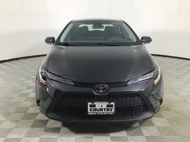 2022 Toyota Corolla LE photo 2