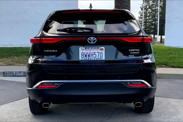 2021 Toyota Venza Limited photo 4