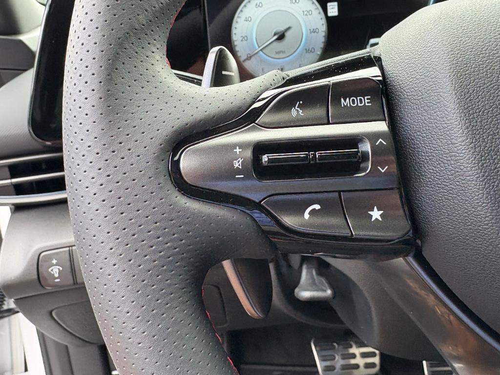 2025 Hyundai Elantra N Line photo 8