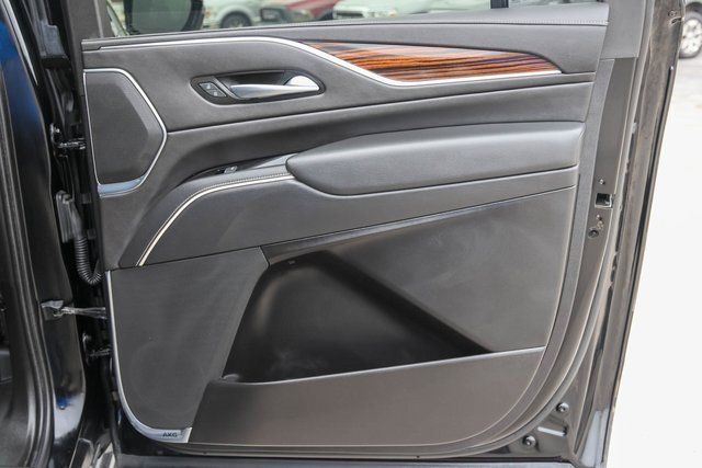 2023 Cadillac Escalade ESV Luxury photo 22