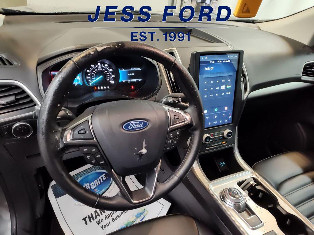 2024 Ford Edge SEL photo 7