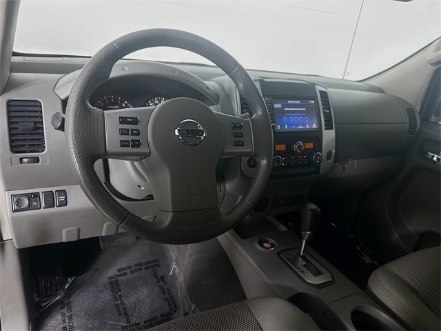 2020 Nissan Frontier SV photo 6