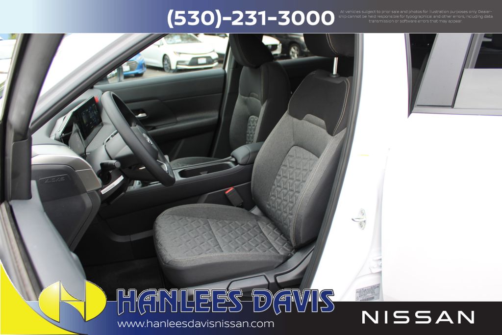 2026 Nissan Kicks SV photo 4