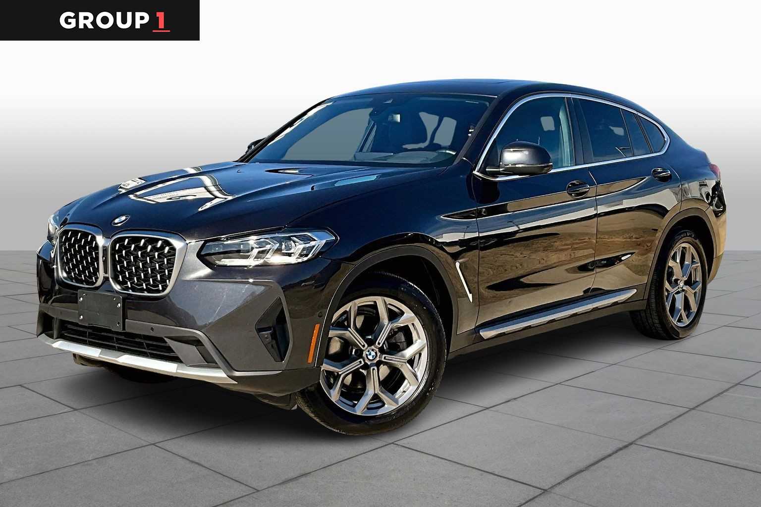2025 BMW X4 30i's photo