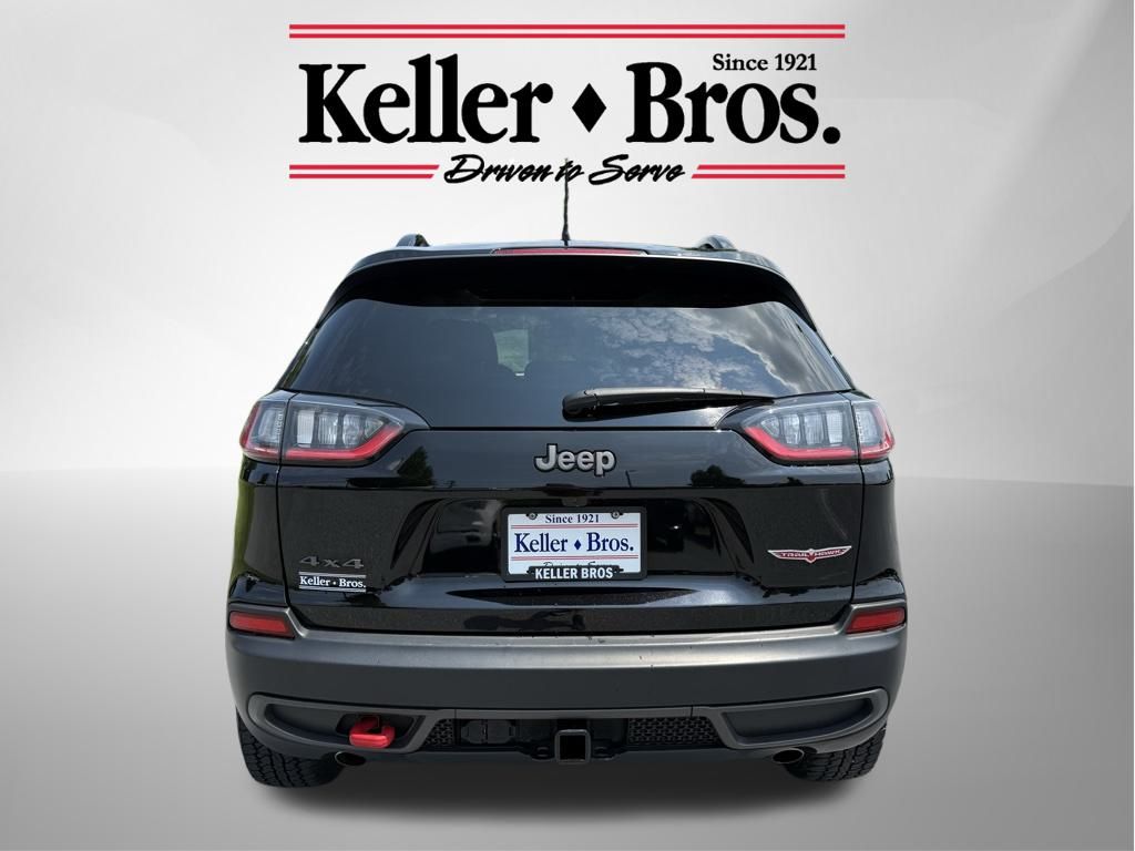 2022 Jeep Cherokee Trailhawk photo 3