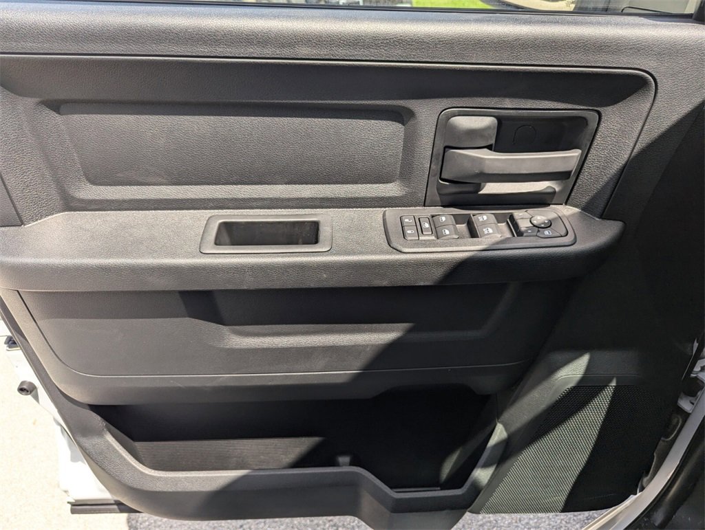 2025 Ram 5500 Tradesman photo 14