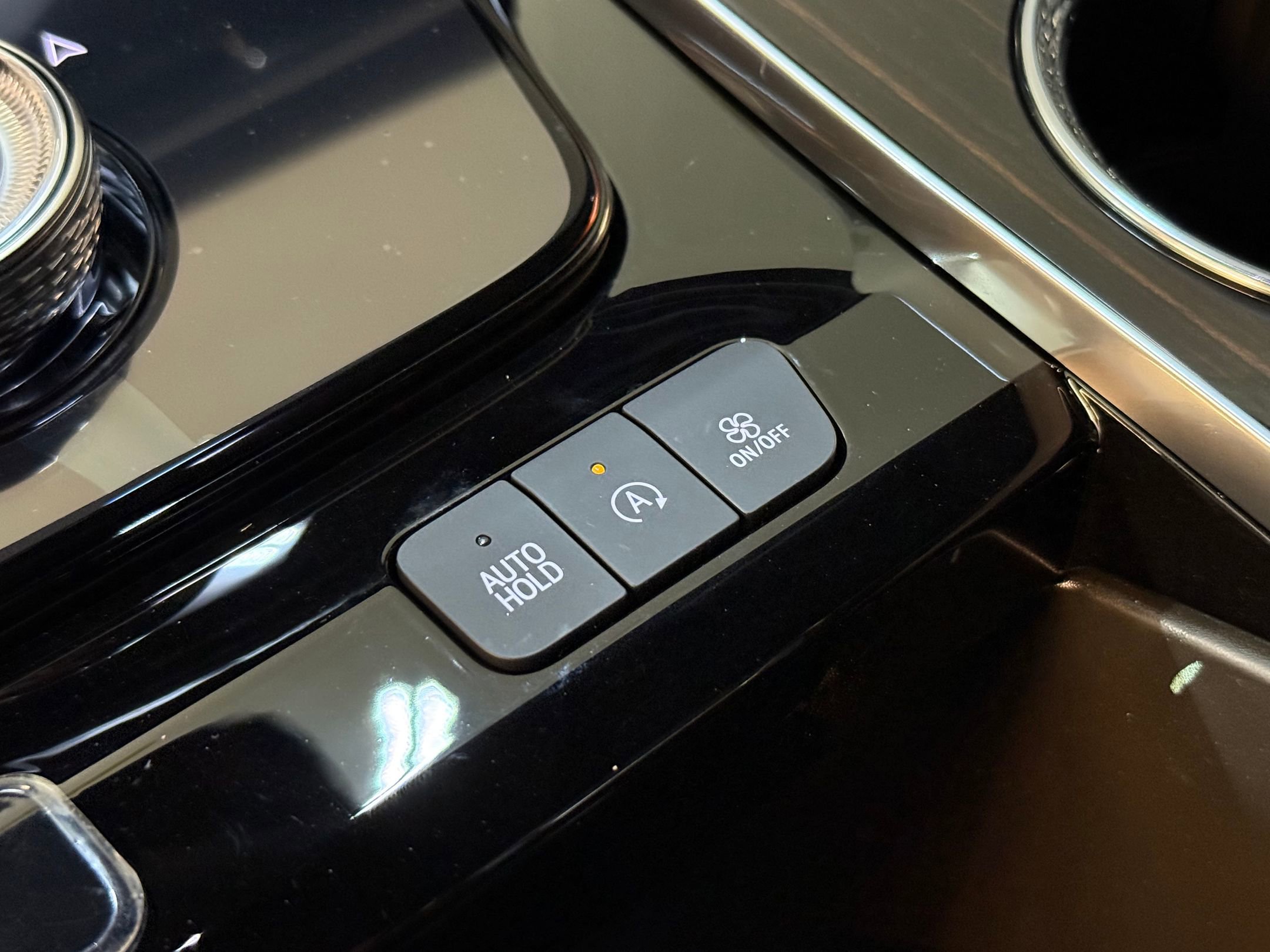 2025 Cadillac Escalade ESV Luxury photo 33