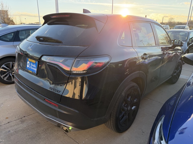 2024 Honda HR-V Sport photo 2