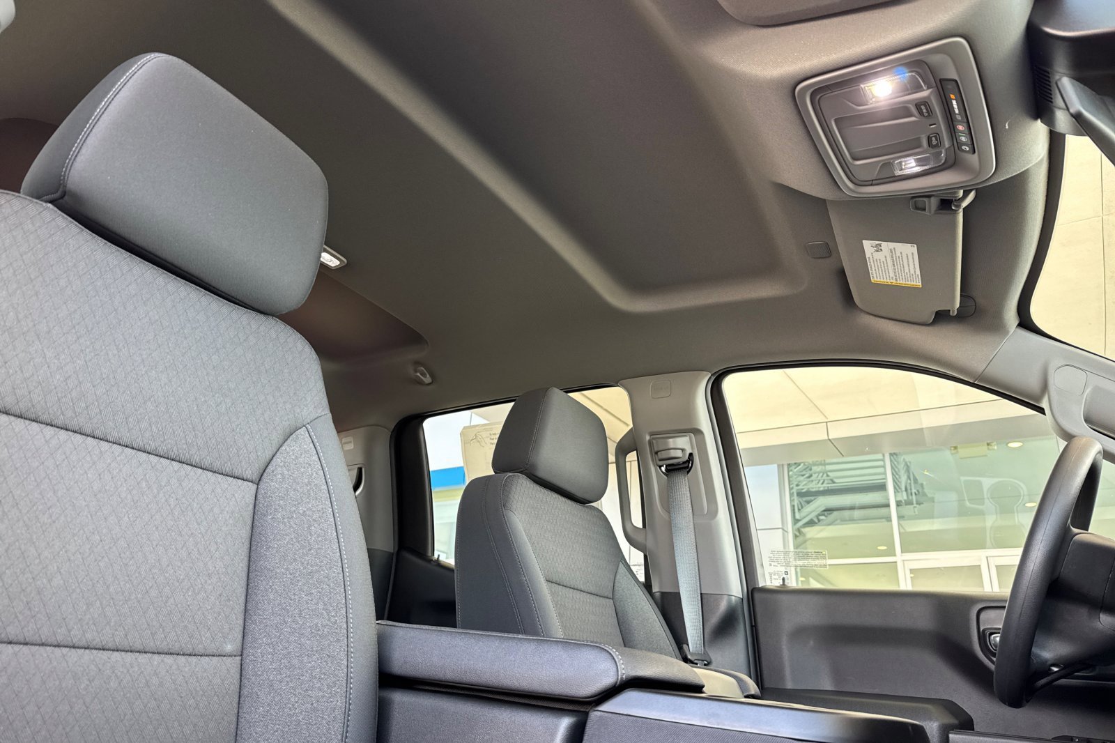 2025 Chevrolet Silverado 1500 Custom photo 15