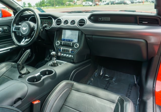2020 Ford Mustang GT Premium photo 4