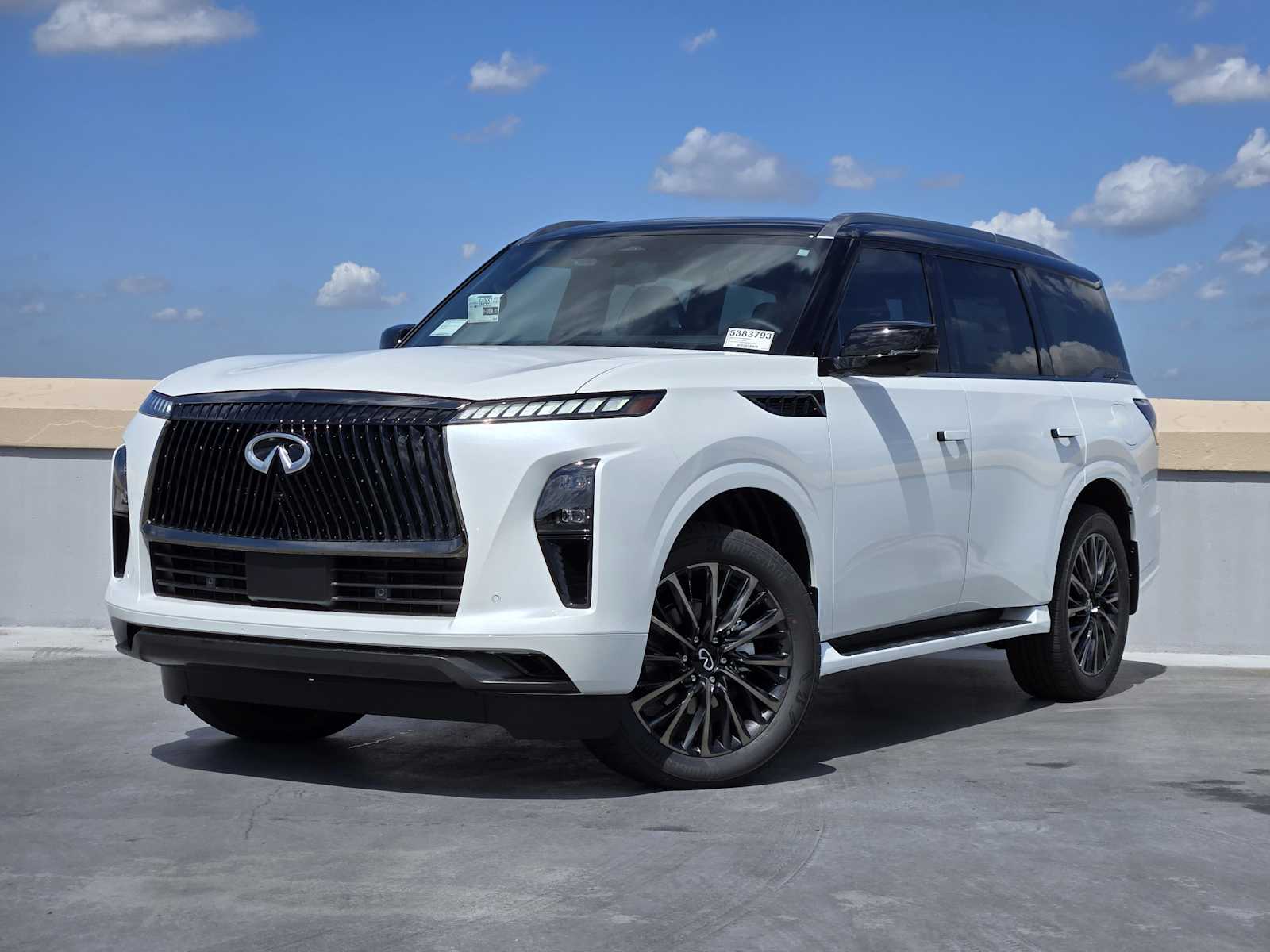 2026 INFINITI QX80 Autograph's photo