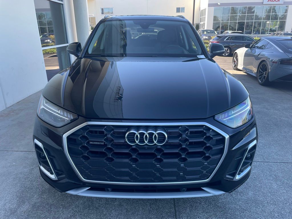 2024 Audi Q5 55 Prestige Premium photo 2