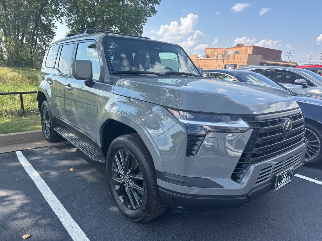 2024 Lexus GX 550 Premium photo 2