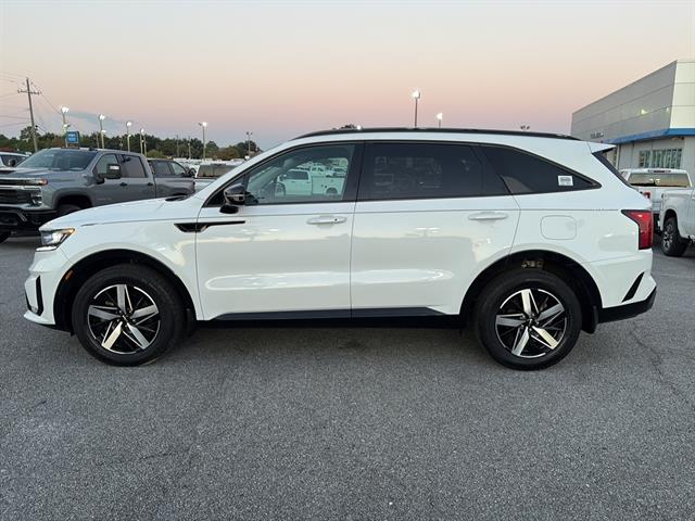2023 Kia Sorento S photo 4