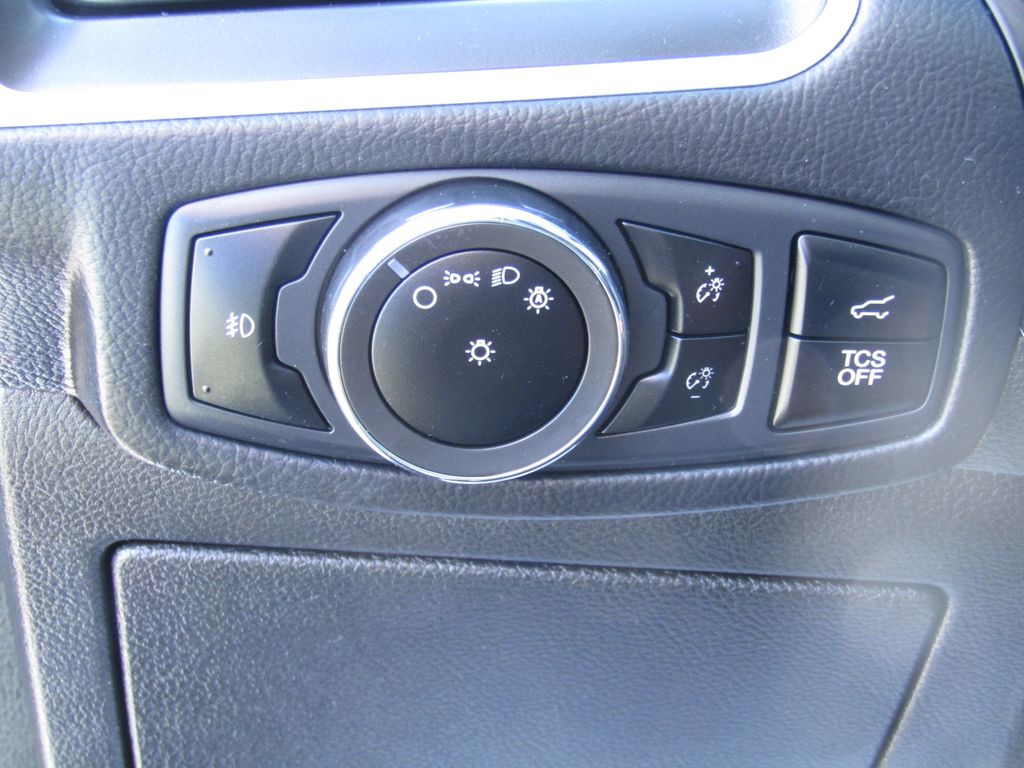 2023 Ford Edge SEL photo 15